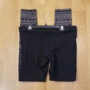 H&M Divided black & grey pattern leggings size 12